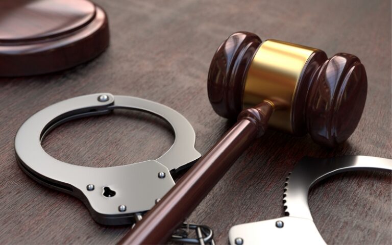 How to Choose the Right Surrey Criminal Defence Lawyer